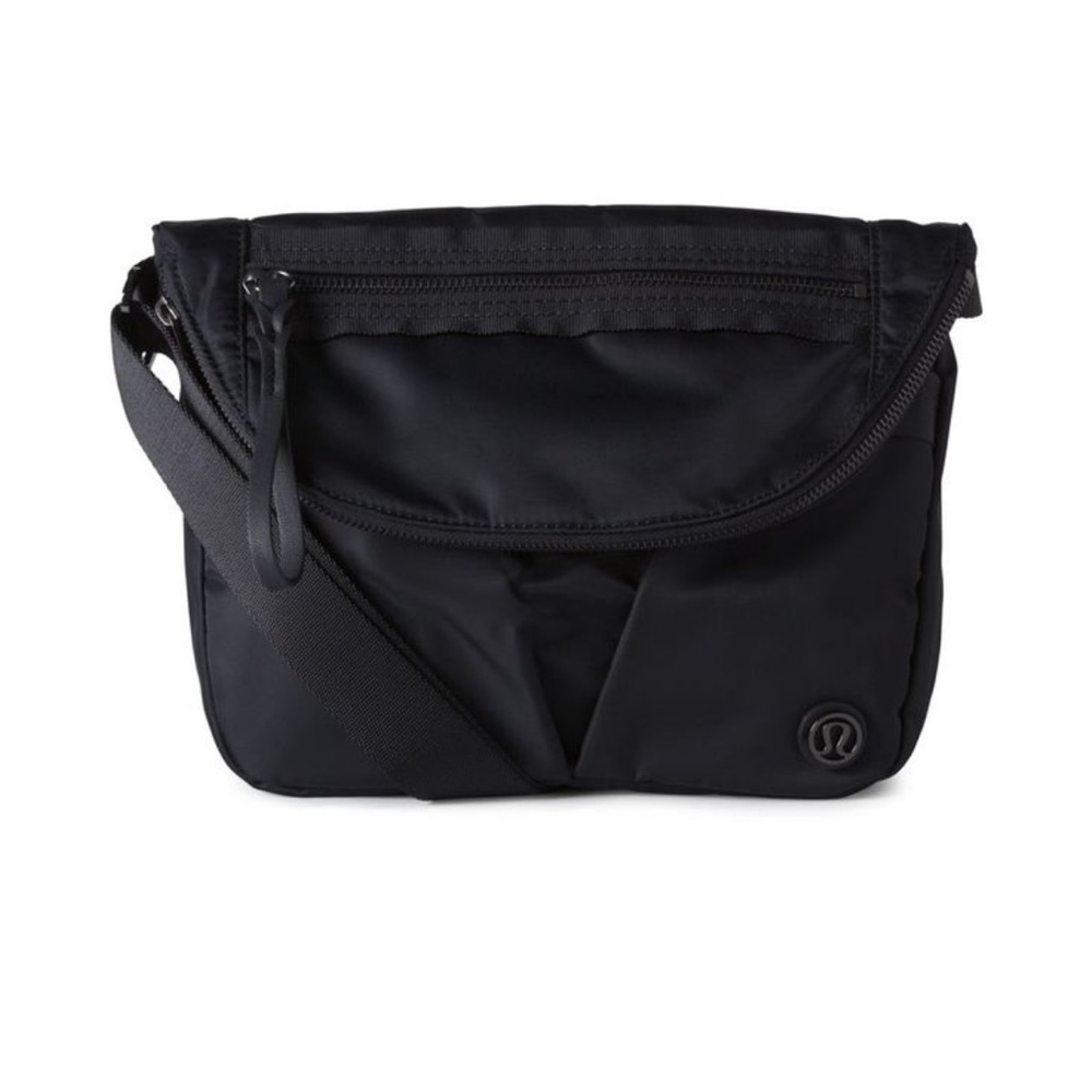 lululemon crossbody festival bag in black